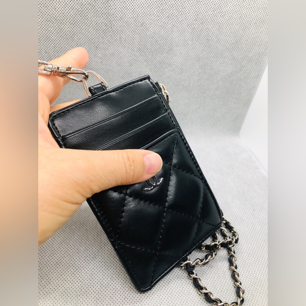 Black Quilted Card Holder Crossbody Wallet